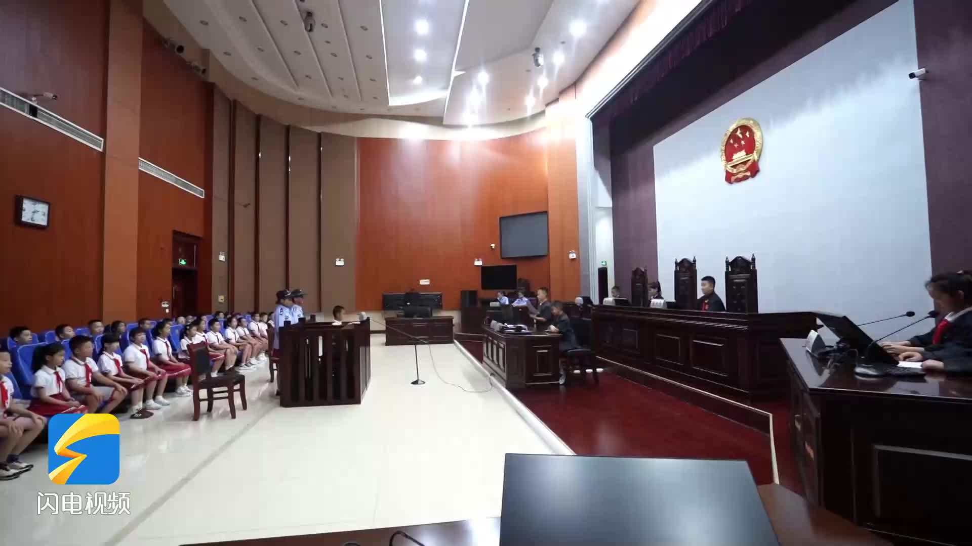 潍坊青州：青少年沉浸式体验模拟法庭