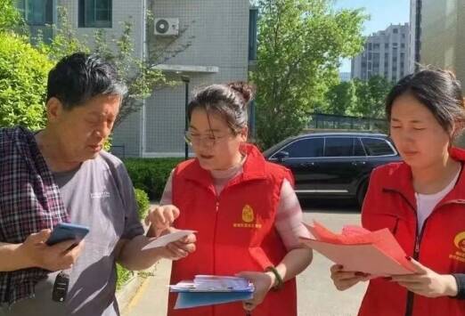 上班族办业务别愁，社区“周末不打烊”