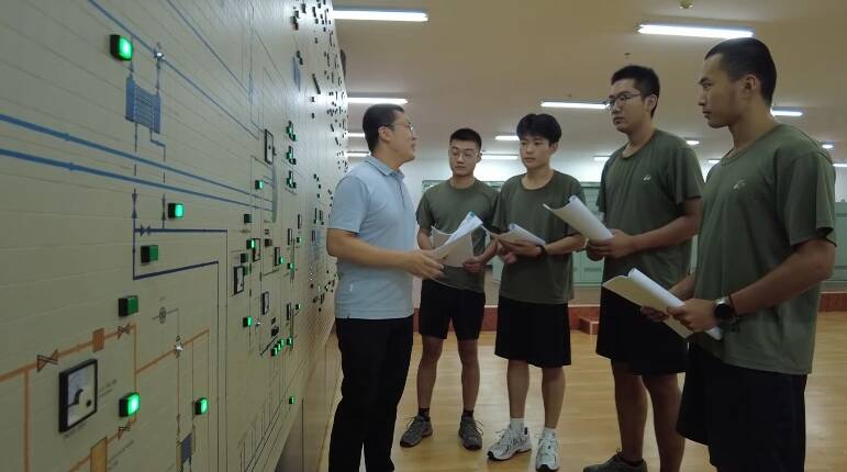 潍坊市坊子区：“引企入教”培养优秀实用人才 校企“牵手”赋能职业教育高质量发展