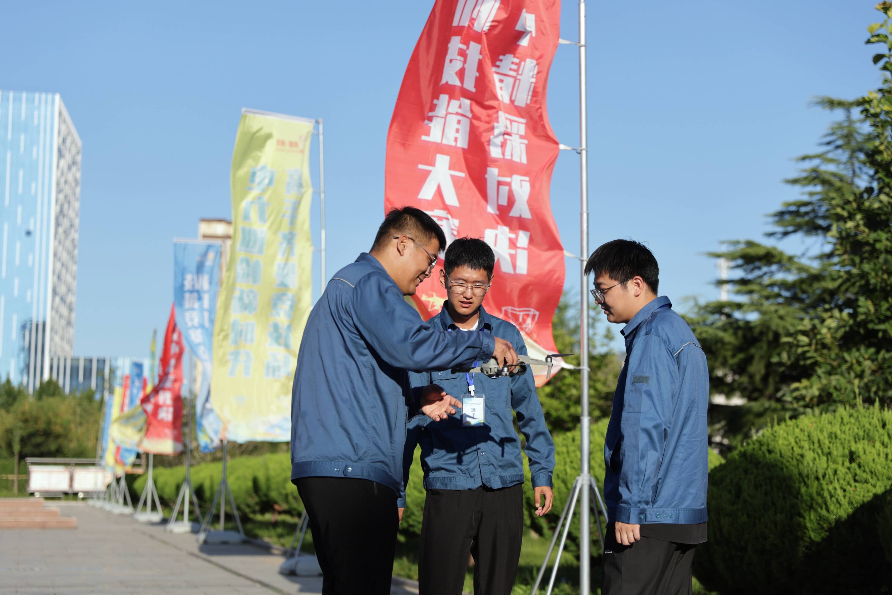 2024年潍坊市电力无人机巡检工技能竞赛在安丘举办